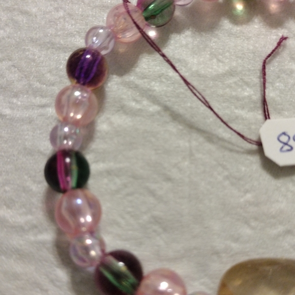 Artemis's Gems custom-made beaded bracelet with large gold gem, rainbow - Picture 2 of 5